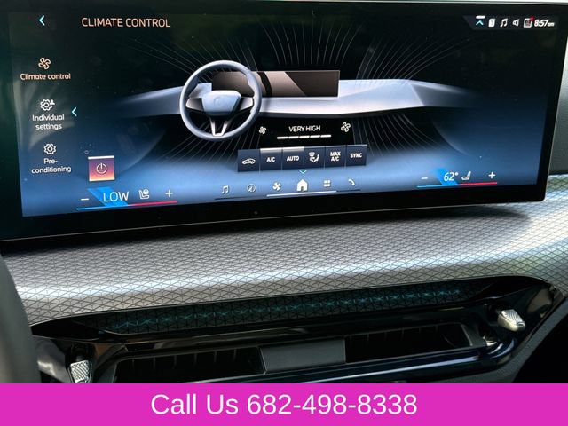 Used 2025 BMW 330i xDrive Sedan AWD/4WD image 25