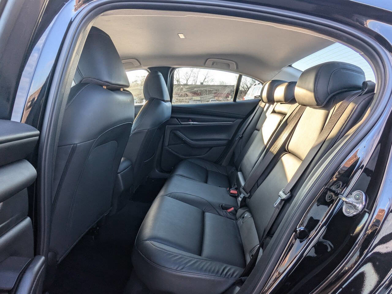 Used 2021 MAZDA MAZDA3 s image 13