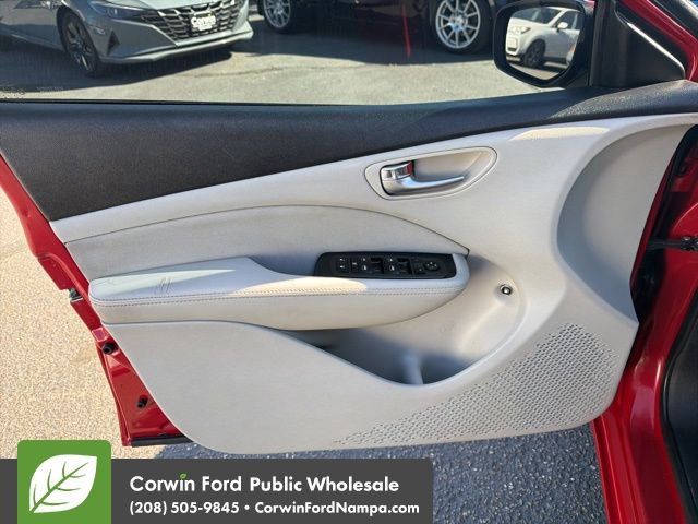 Used 2013 Dodge Dart SXT image 12