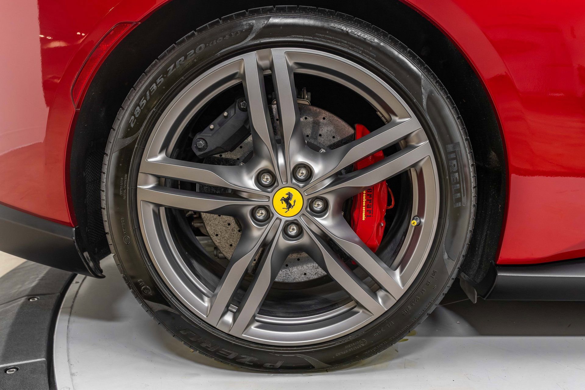 Certified 2020 Ferrari Portofino RWD image 17