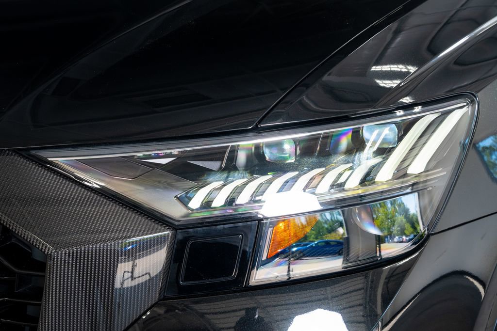 Used 2023 Audi RS Q8 AWD/4WD image 13