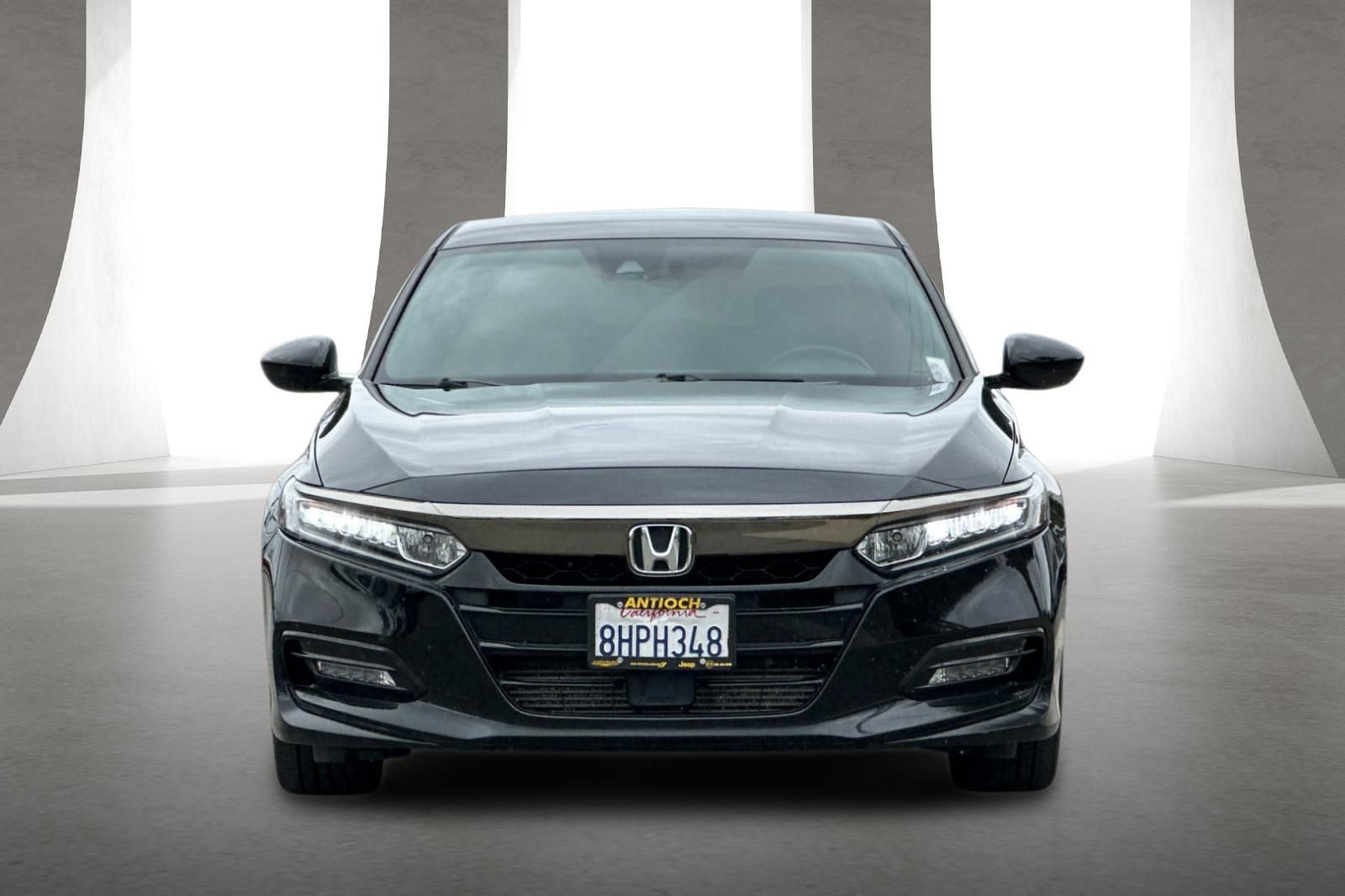 Used 2018 Honda Accord Sport image 9
