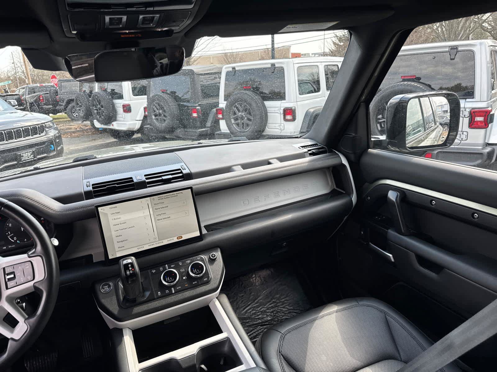 Used 2025 Land Rover Defender 110 S AWD/4WD image 32