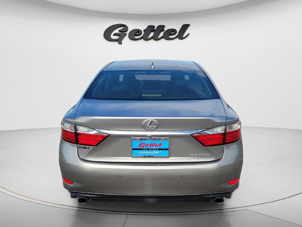 Used 2015 Lexus ES 350 w/ Luxury Package FWD image 6