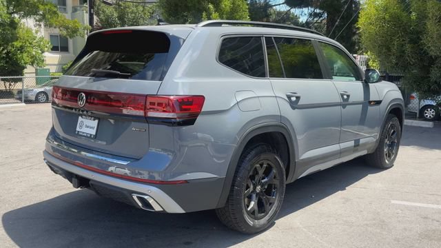 New 2026 Volkswagen Atlas Peak Edition AWD/4WD image 8