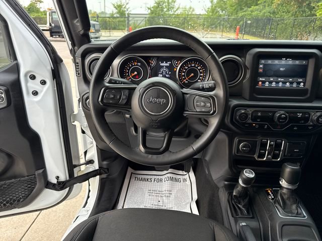 Used 2023 Jeep Gladiator Sport image 13