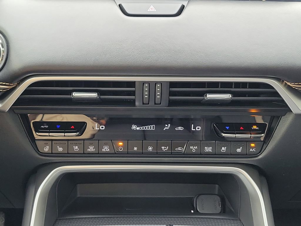 New 2026 MAZDA CX-90 3.3 Turbo w/ Premium Plus Pkg image 34