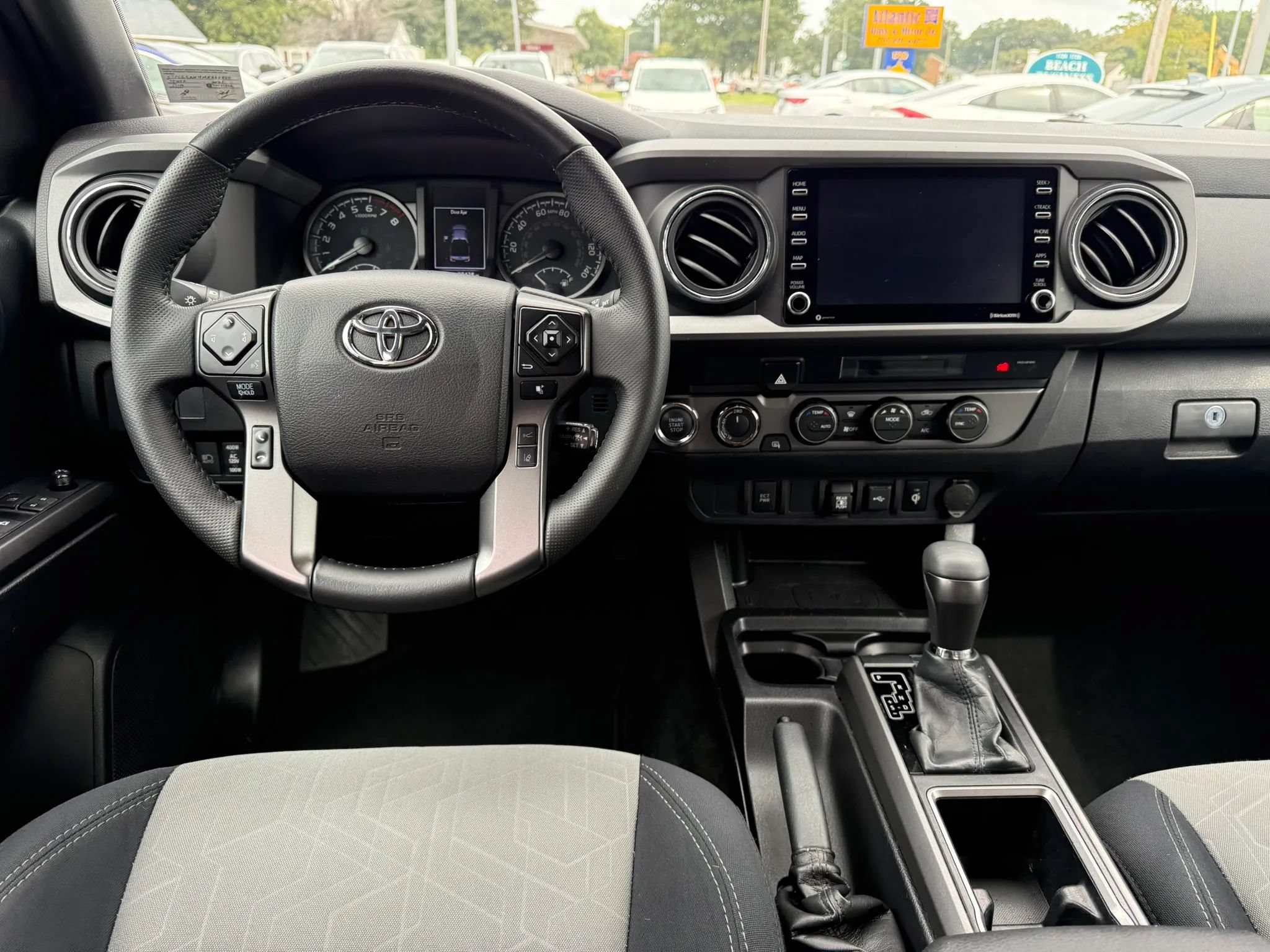 Used 2021 Toyota Tacoma TRD Off-Road AWD/4WD image 12