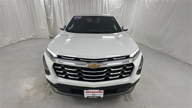 Used 2025 Chevrolet Equinox LT image 8