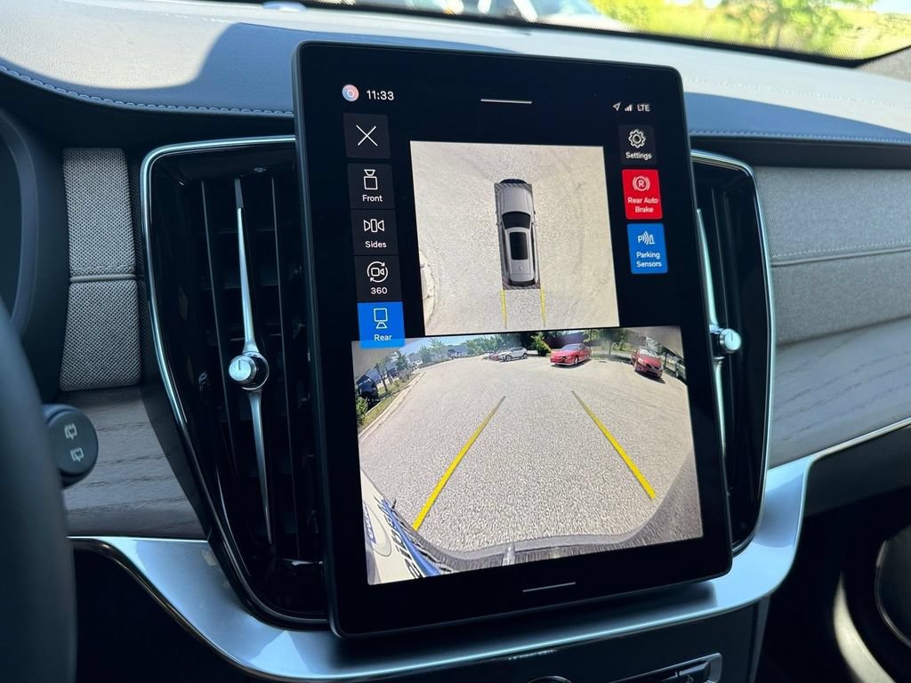 Certified 2025 Volvo XC90 B5 Plus AWD/4WD image 20