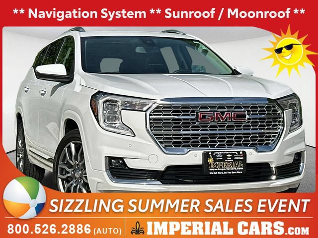 Used 2022 GMC Terrain Denali AWD/4WD image 1