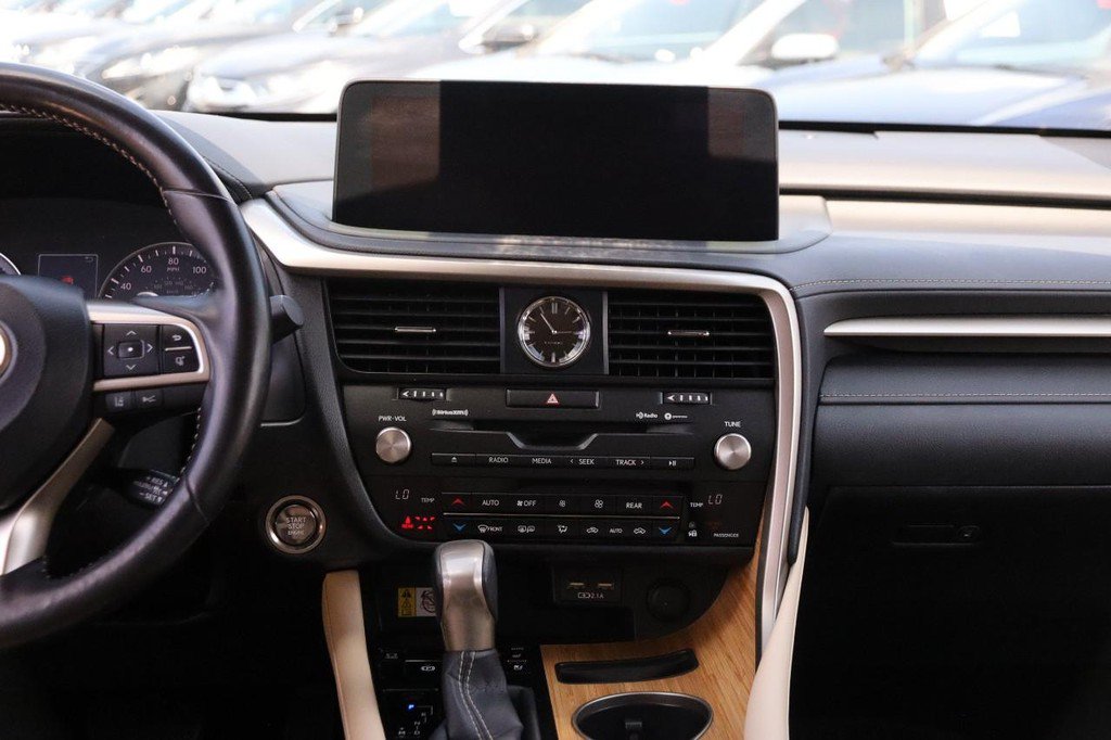 Used 2022 Lexus RX 350L Premium w/ Premium Package AWD/4WD image 28