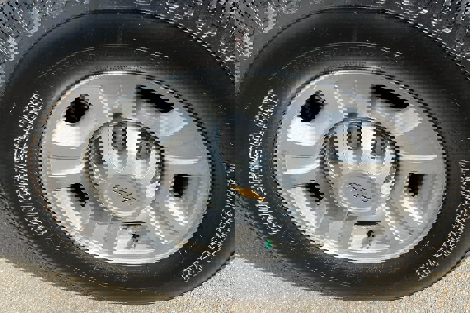 Used 2009 Chevrolet Silverado 2500 LTZ w/ Suspension Package, Off-Road AWD/4WD image 17