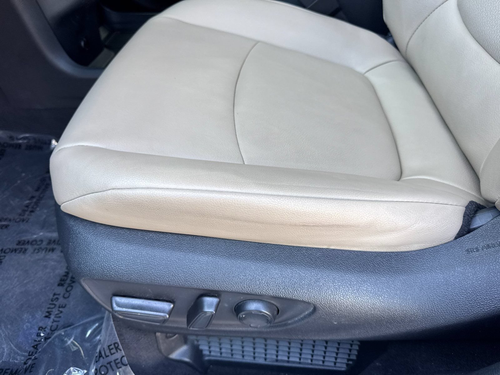 Used 2022 Toyota Sienna XLE FWD image 13