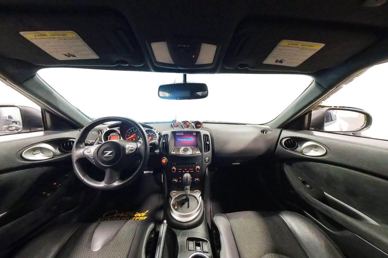 Used 2020 Nissan 370Z Touring Sport image 37
