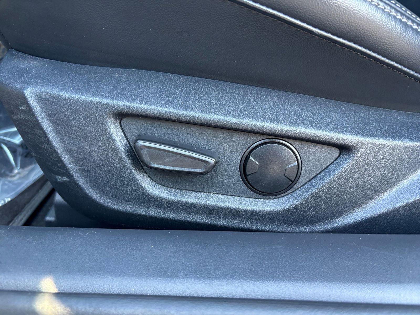 Used 2024 Ford Mustang Premium image 23