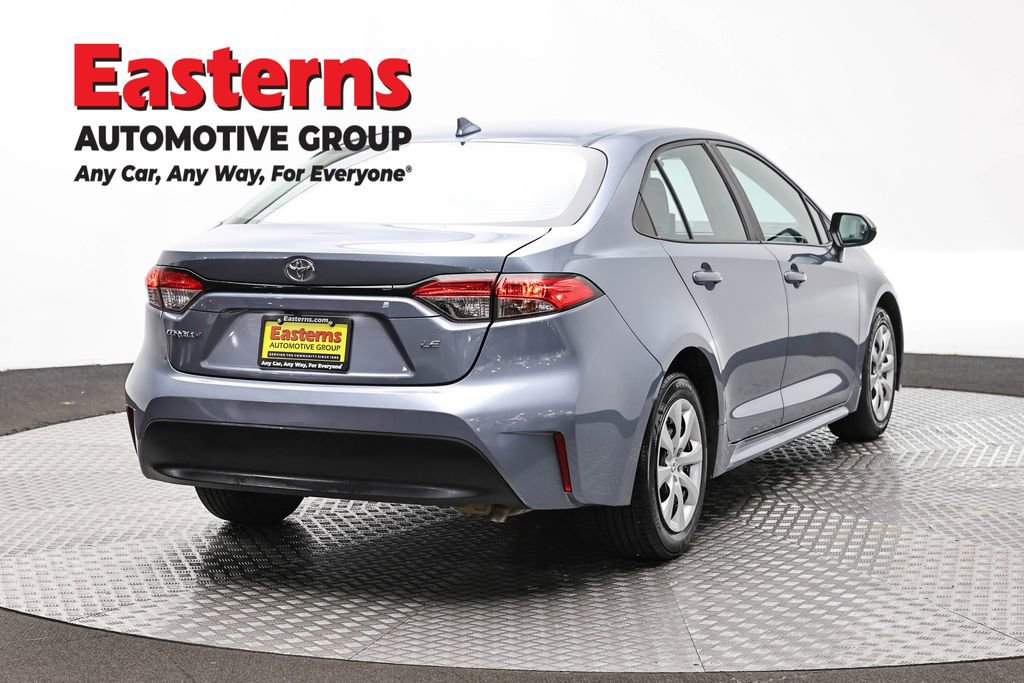 Used 2023 Toyota Corolla LE FWD image 5