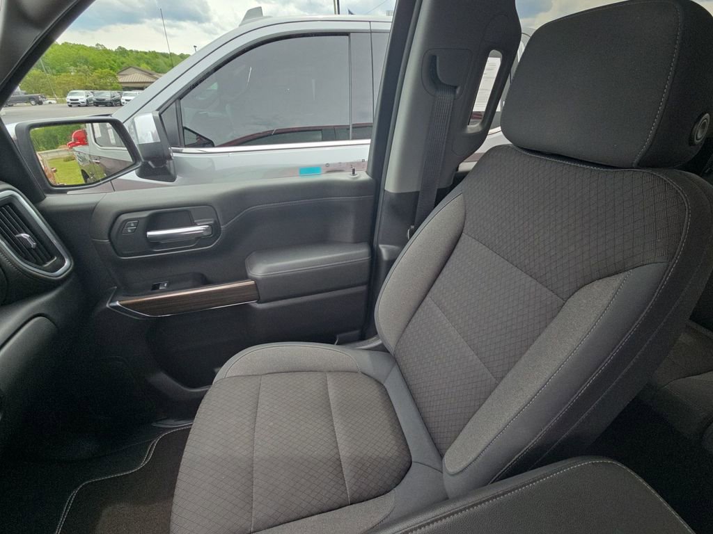 Used 2019 Chevrolet Silverado 1500 LT w/ All-Star Edition AWD/4WD image 28