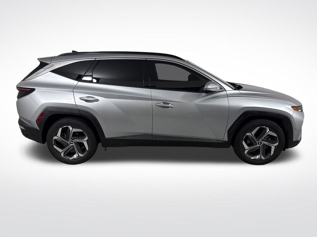 Certified 2022 Hyundai Tucson Limited w/ Cargo Package FWD image 2