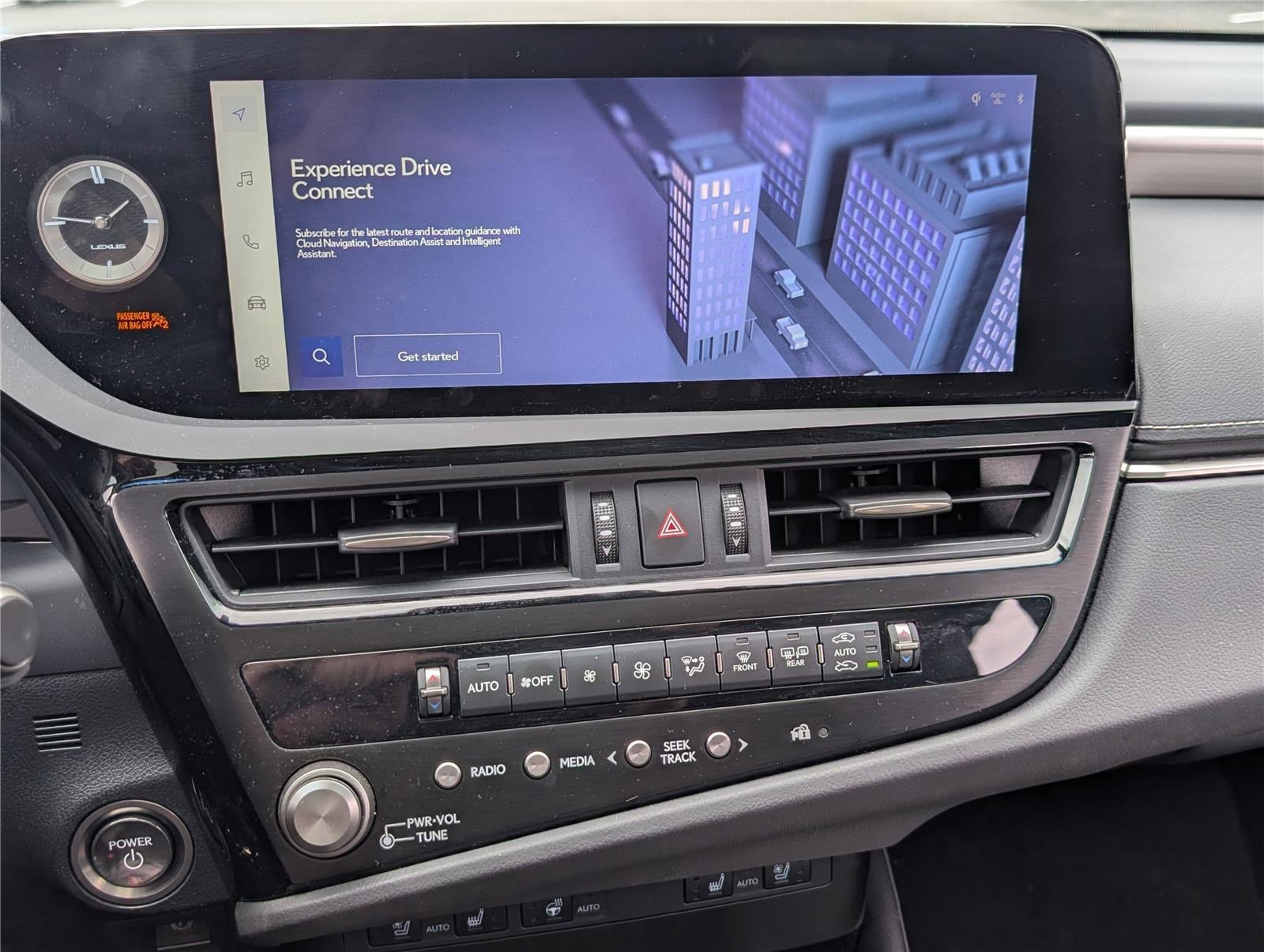 Used 2024 Lexus ES 300h F Sport image 29