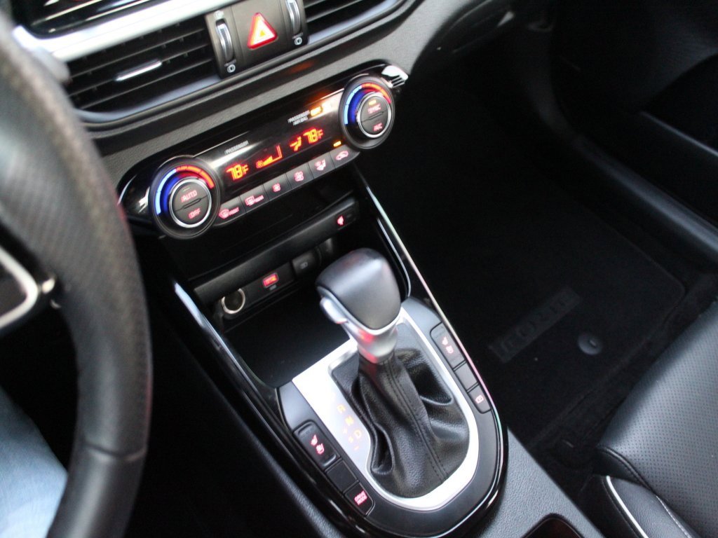 Used 2022 Kia Forte GT-Line w/ GT-Line Premium Package image 15