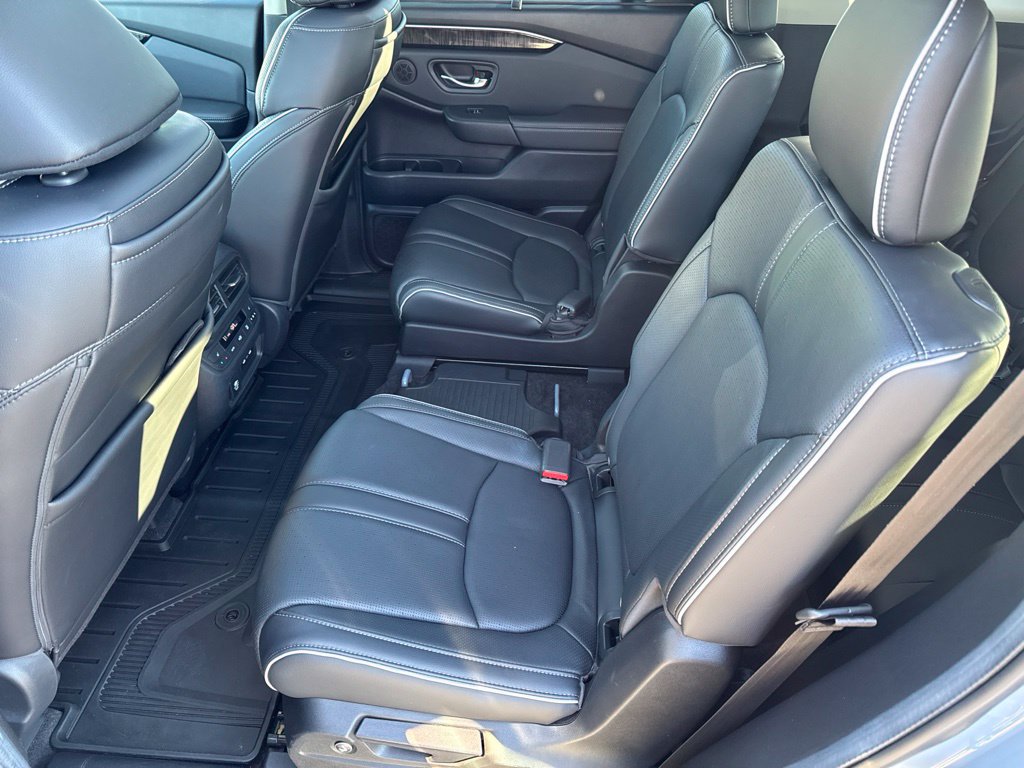 Used 2024 Honda Pilot Elite image 28