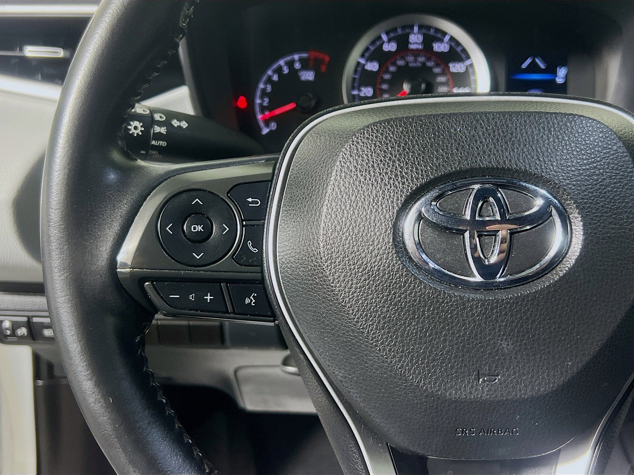 Used 2021 Toyota Corolla SE image 18