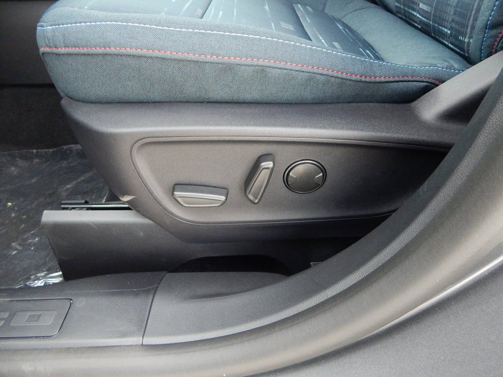 New 2024 Ford Bronco Sport Heritage w/ Heritage Convenience Package image 13