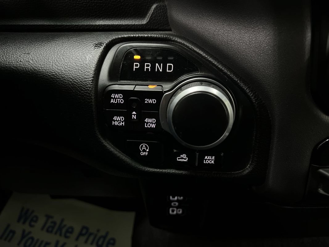 Used 2023 RAM 1500 Big Horn AWD/4WD image 24