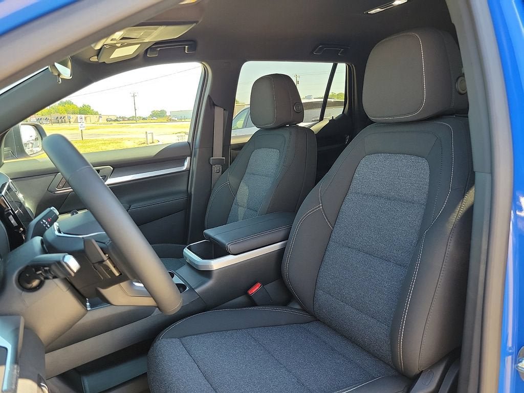 New 2027 GMC Terrain Elevation w/ LPO, Floor Liner Package FWD image 12
