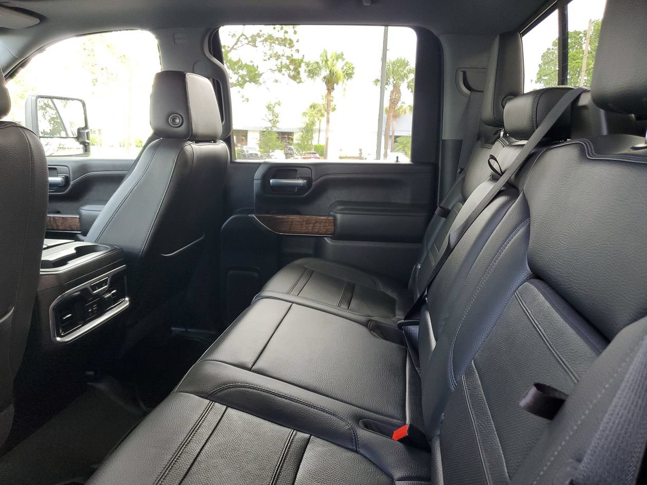 Used 2021 GMC Sierra 2500 Denali w/ Denali Ultimate Package AWD/4WD image 11
