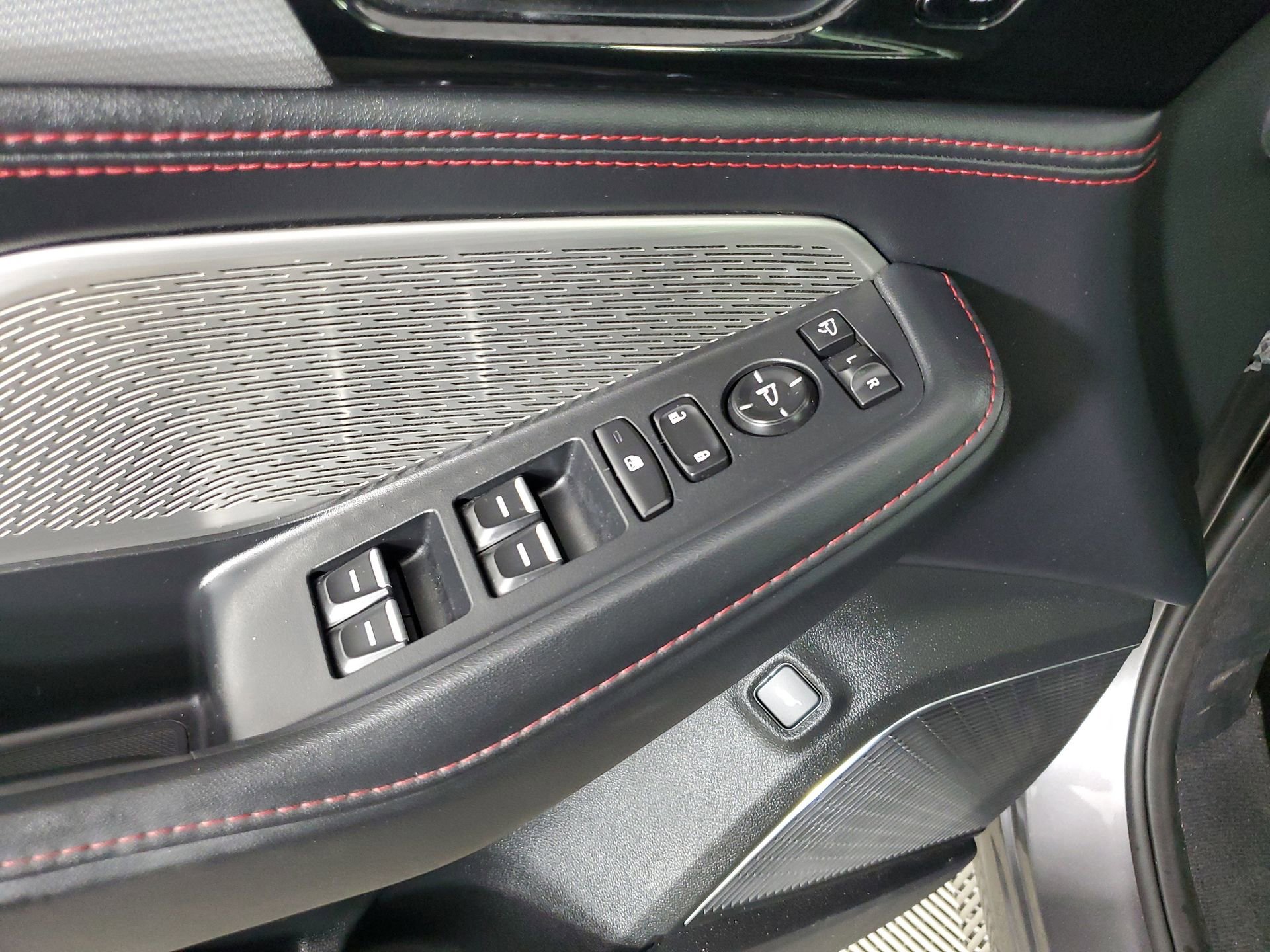 Used 2023 Acura MDX Type S AWD/4WD image 28