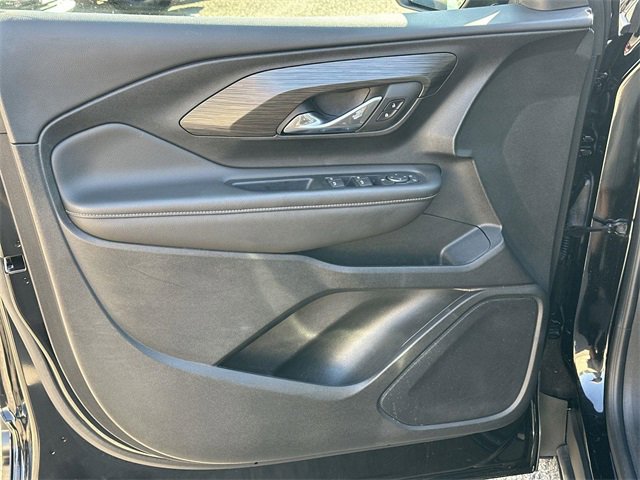 Used 2022 GMC Terrain SLE image 20