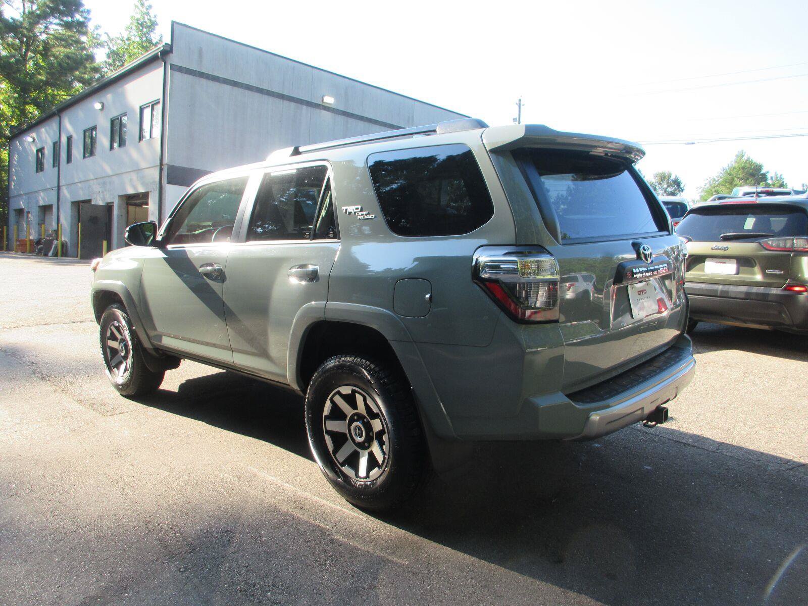 Used 2023 Toyota 4Runner TRD Off-Road Premium w/ Moonroof Package AWD/4WD image 7