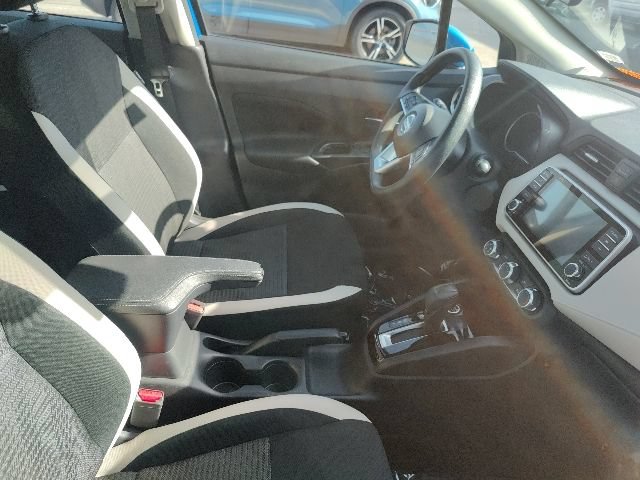 Used 2022 Nissan Versa SV FWD image 21