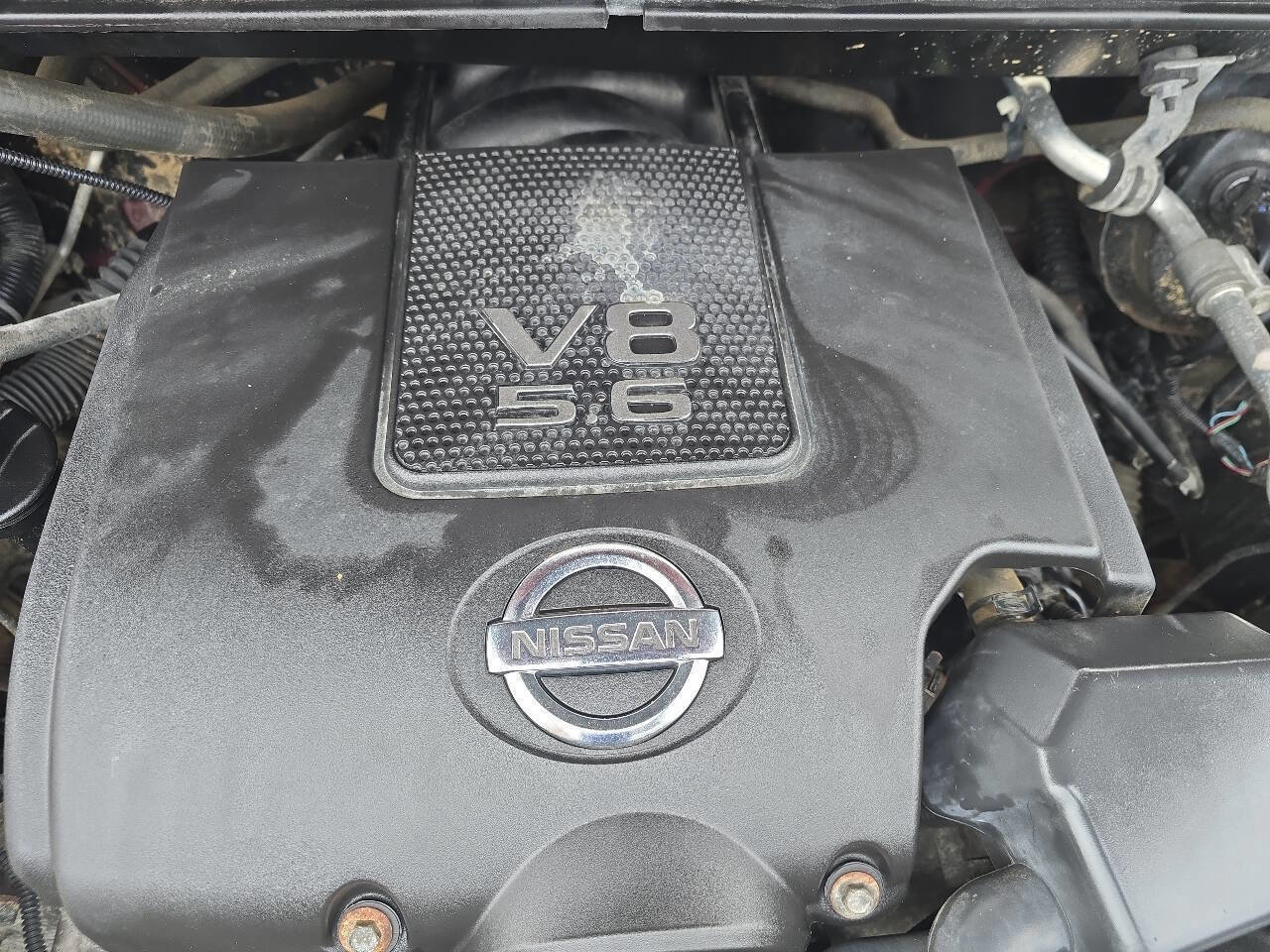 Used 2014 Nissan Titan SV w/ SV Premium Utility Package image 40