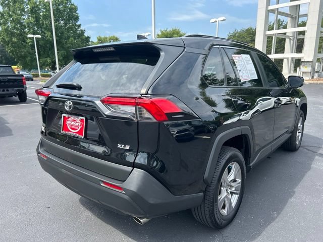 Used 2022 Toyota RAV4 XLE FWD image 7