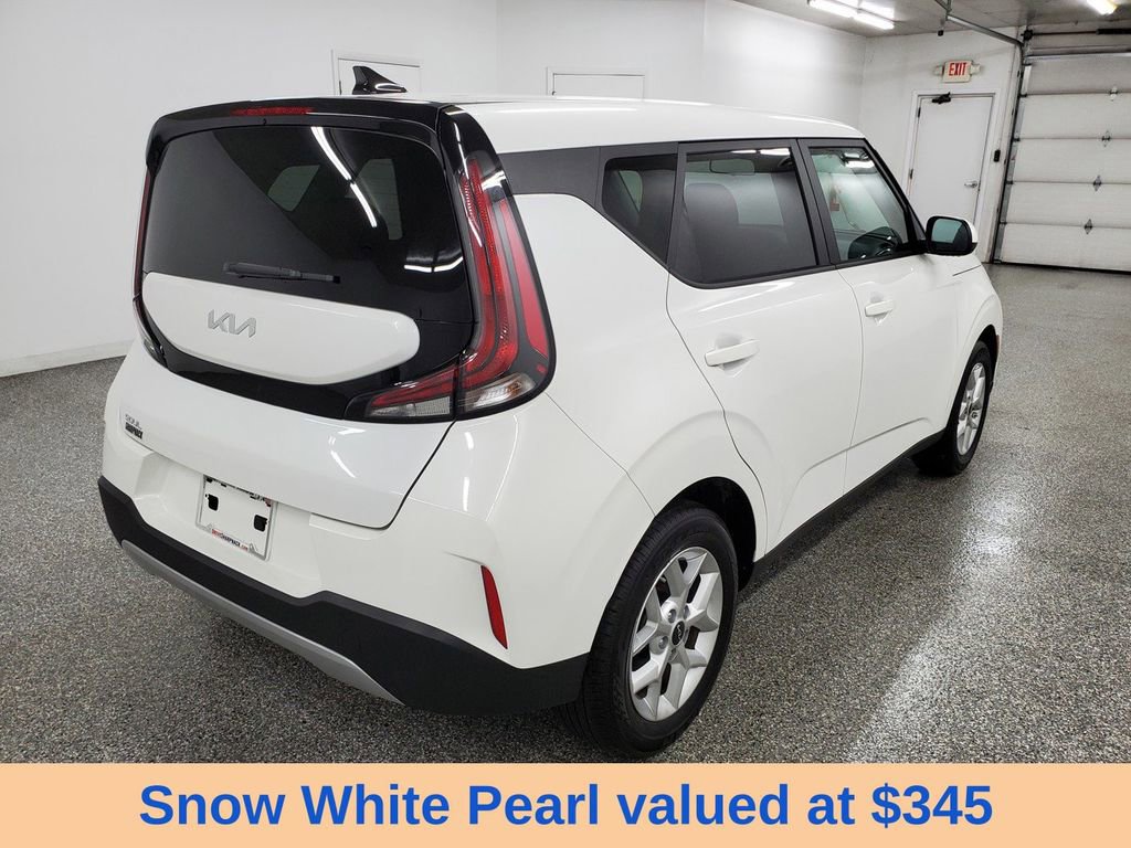 Used 2024 Kia Soul LX w/ Option Group 015 image 4