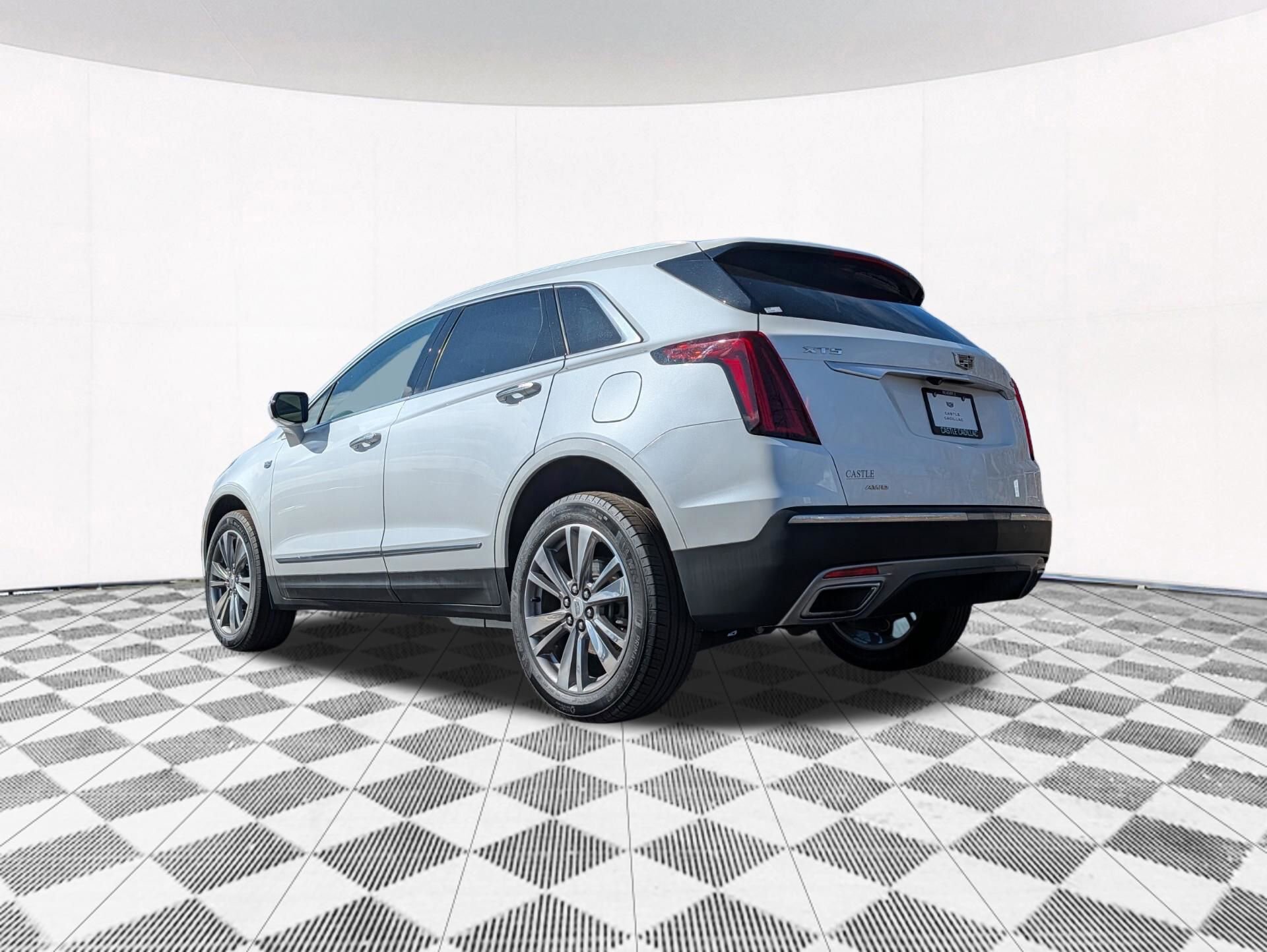 Used 2021 Cadillac XT5 Premium Luxury AWD/4WD image 17