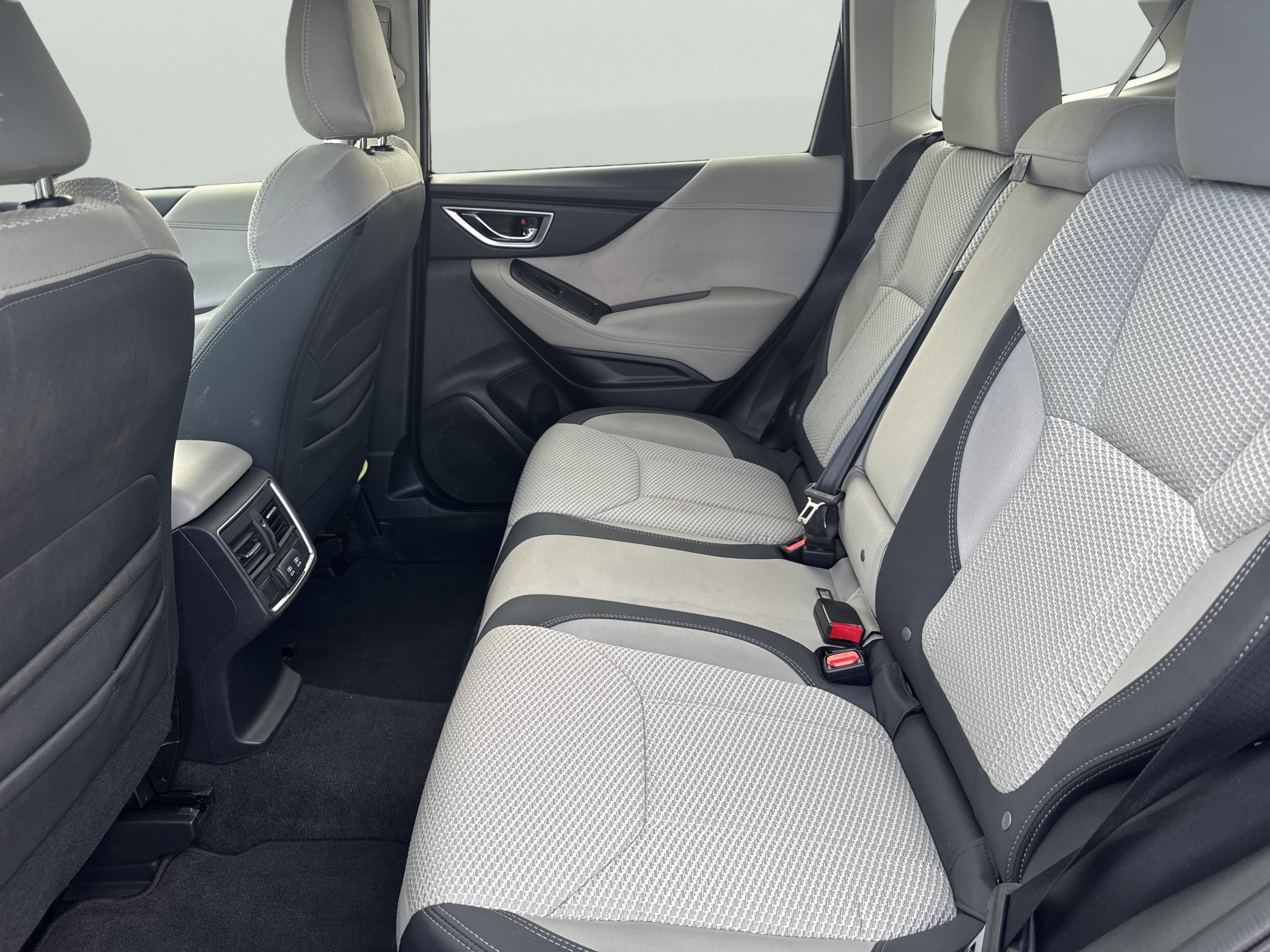 Used 2024 Subaru Forester Premium AWD/4WD image 20