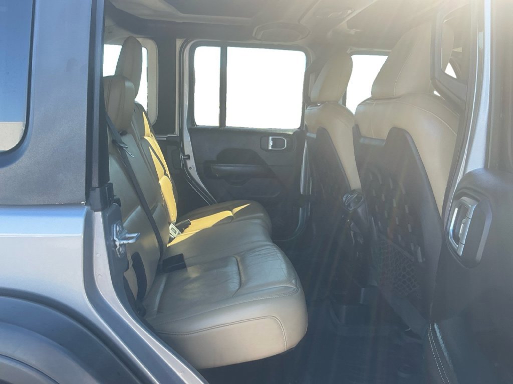 Used 2018 Jeep Wrangler Unlimited Rubicon AWD/4WD image 23