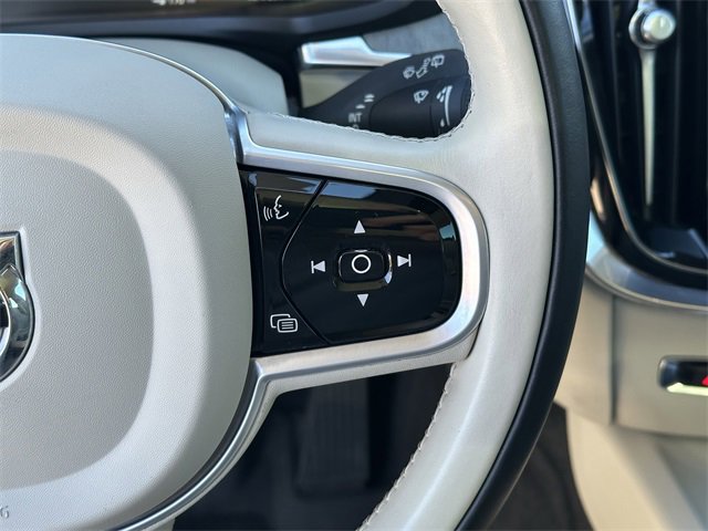 Used 2021 Volvo V60 T5 Cross Country w/ Climate Package image 14