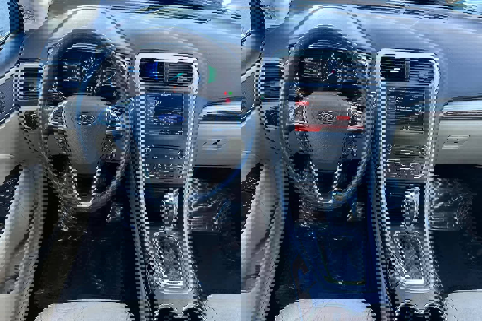 Used 2016 Ford Fusion Energi SE image 15