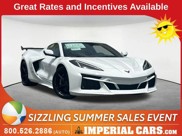 New 2026 Chevrolet Corvette E-Ray w/ ZER Performance Package AWD/4WD video 1