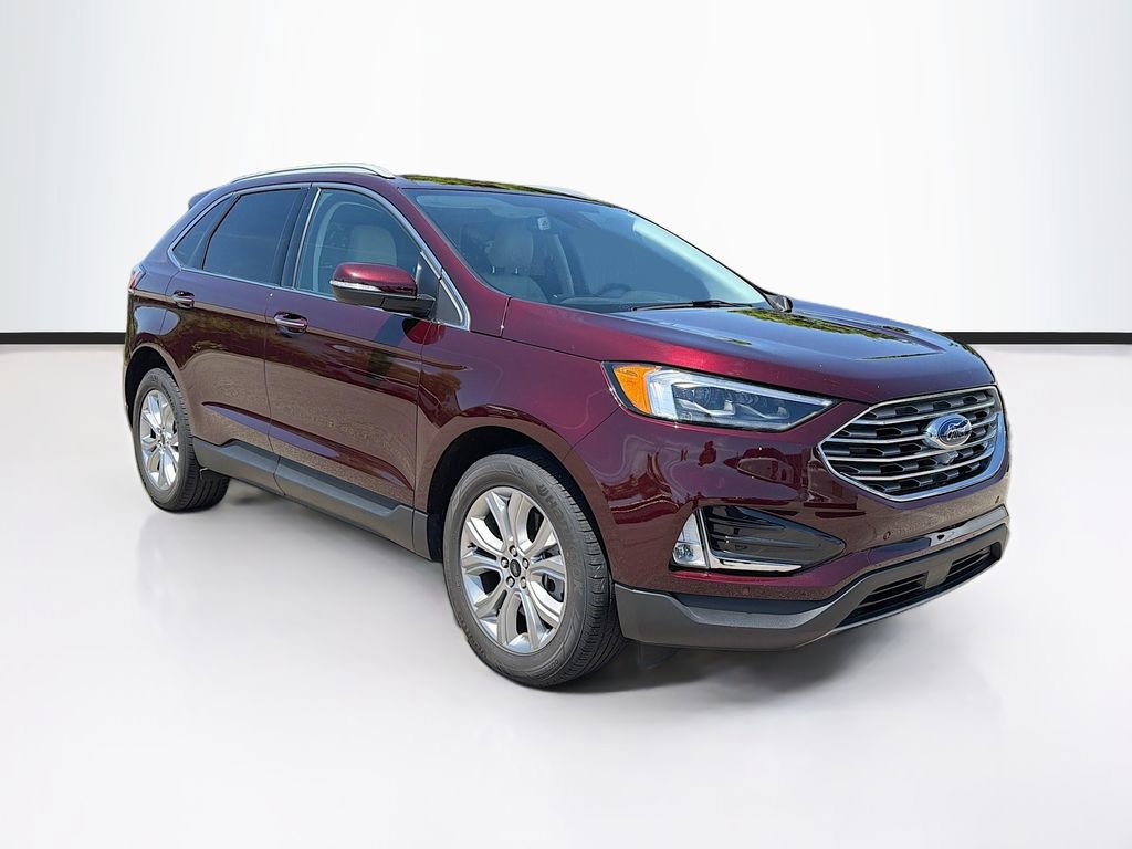 Used 2023 Ford Edge Titanium w/ Equipment Group 301A AWD/4WD image 3