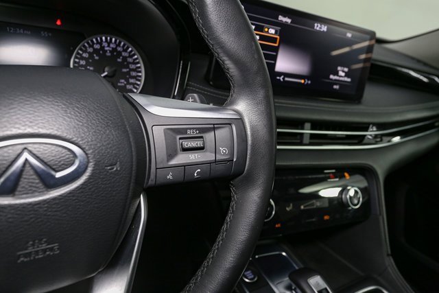 Used 2023 INFINITI QX60 Pure image 31