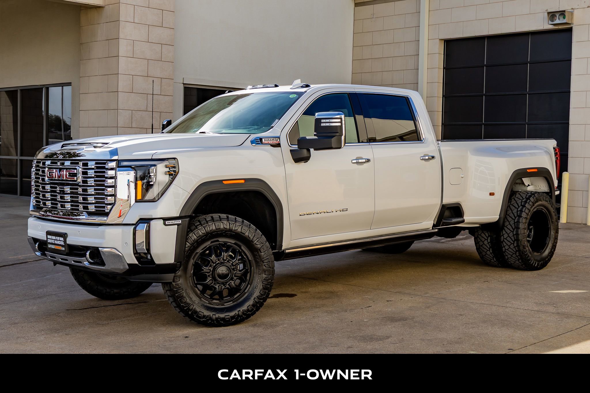 Used 2025 GMC Sierra 3500 Denali w/ Denali Reserve Package image 5