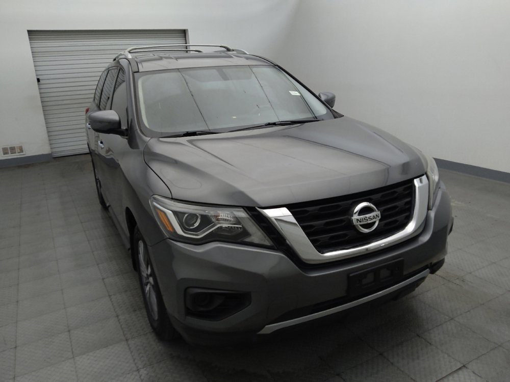 Used 2019 Nissan Pathfinder S FWD image 14