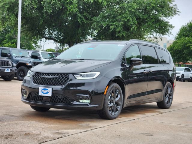 New 2026 Chrysler Pacifica Limited FWD video 2