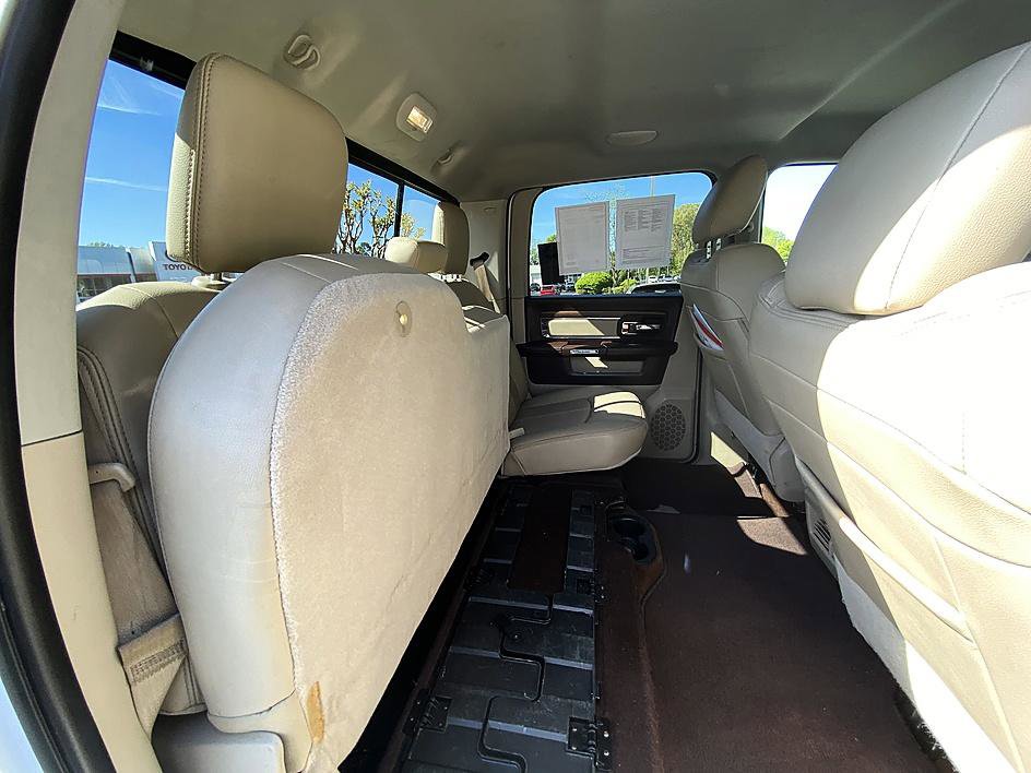 Used 2018 RAM 2500 Laramie image 21